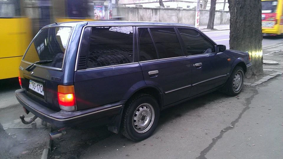Mazda 323 3