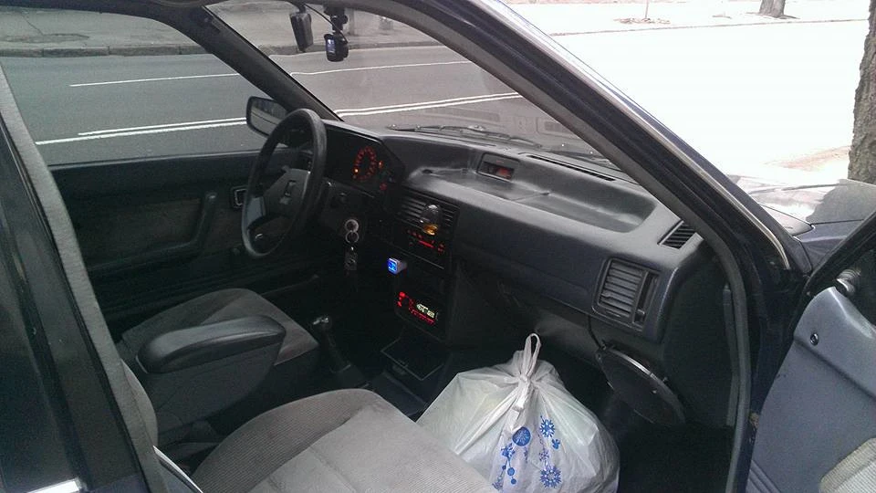 Mazda 323 5