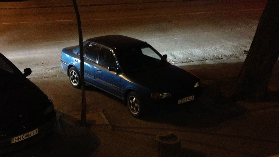 Mazda 323 5