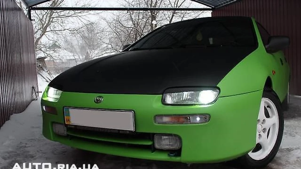 Mazda 323 5