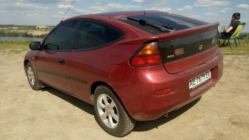 Mazda 323 🇯🇵 2