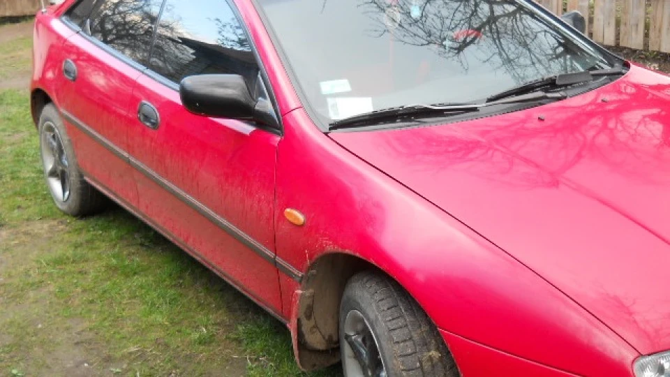Mazda 323 5
