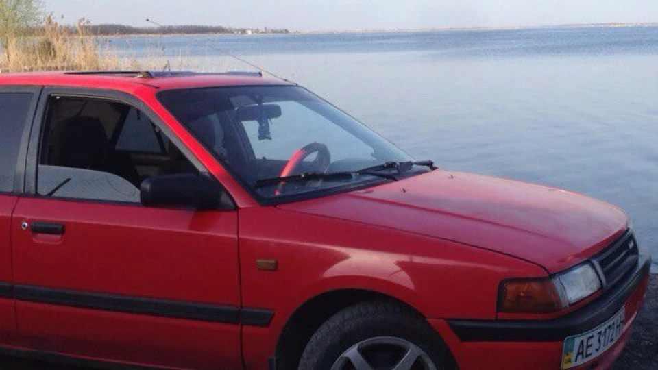 Mazda 323 3