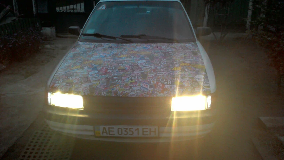 Mazda 323