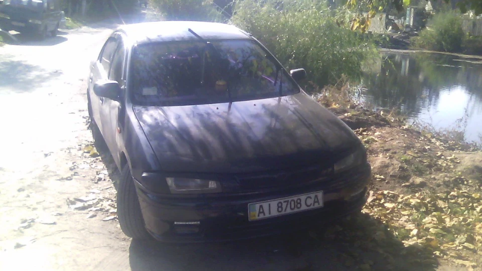 Mazda 323