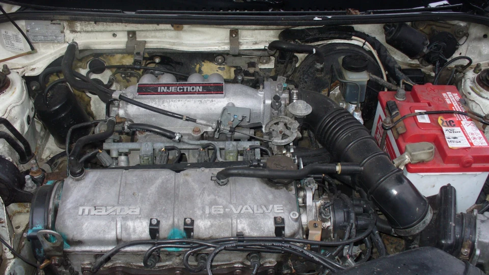Mazda 323 3