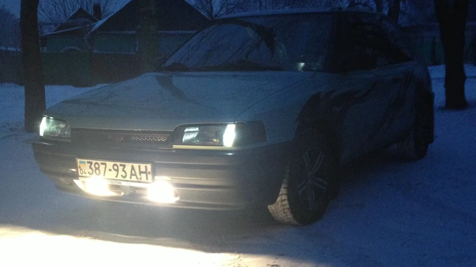 Mazda 323 5