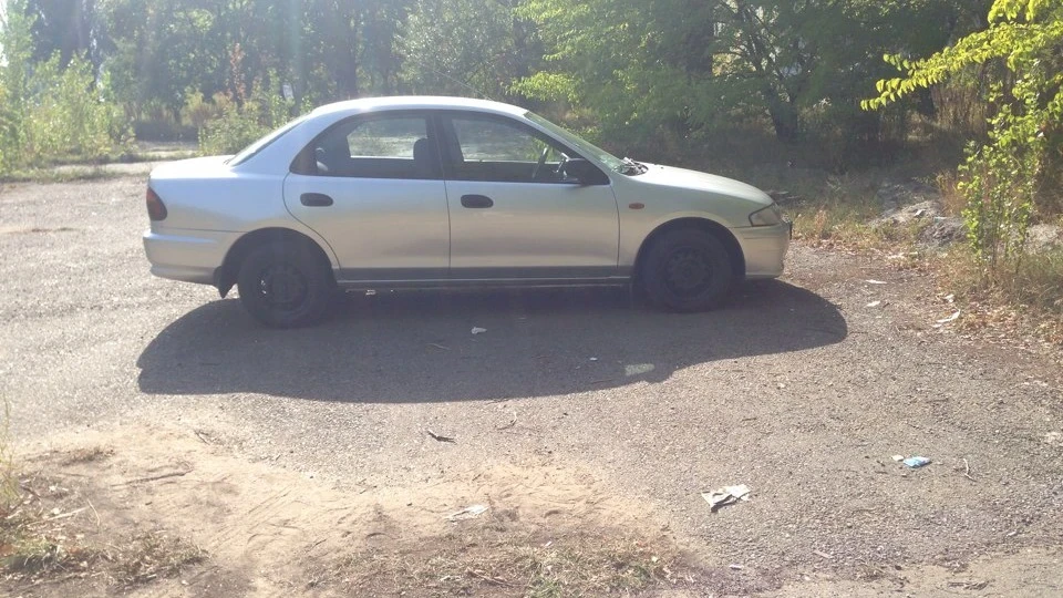 Mazda 323 3