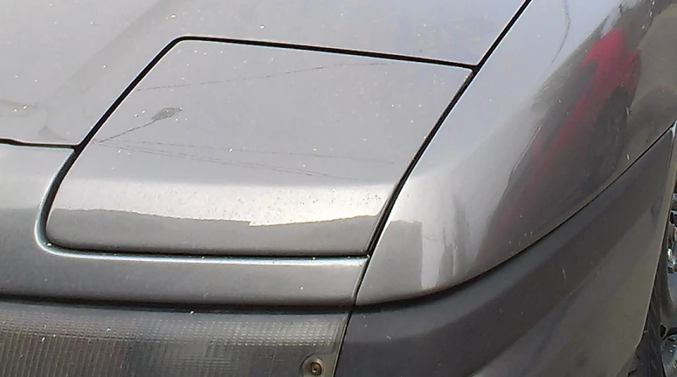 Mazda 323 2
