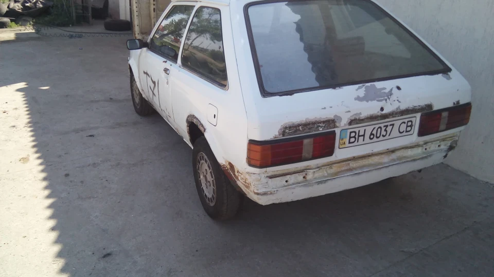 Mazda 323 5