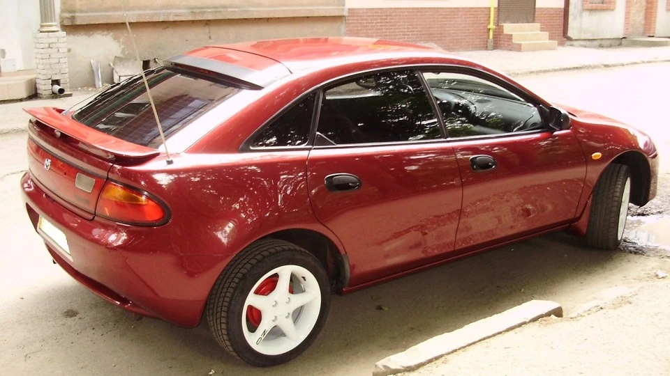 Mazda 323 3