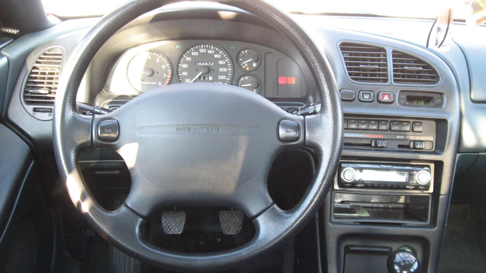 Mazda 323 2