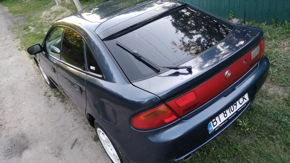 Mazda 323 4
