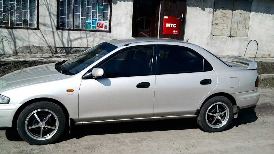 Mazda 323