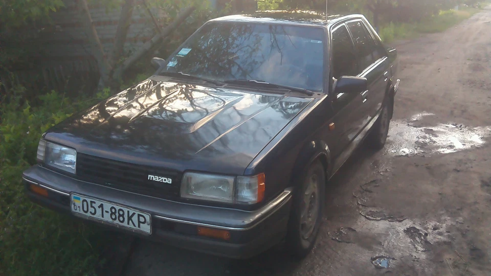 Mazda 323 4