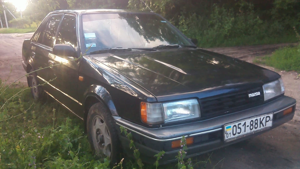 Mazda 323 5
