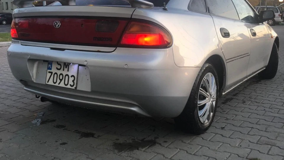 Mazda 323 3