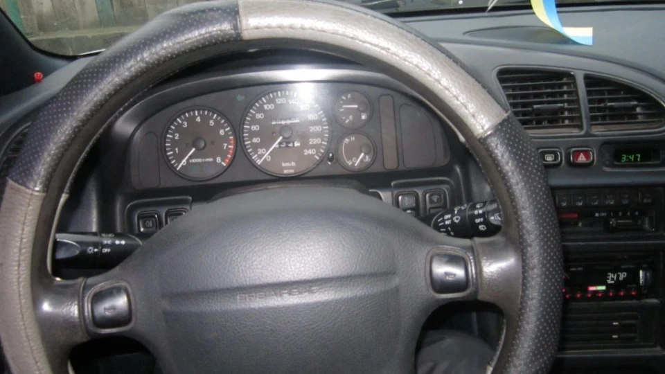 Mazda 323 5