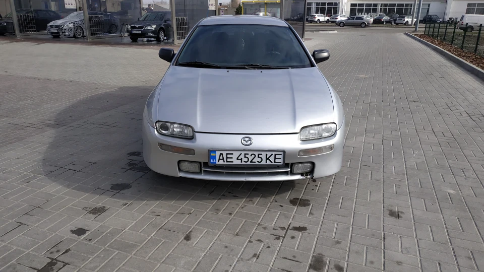 Mazda 323 3