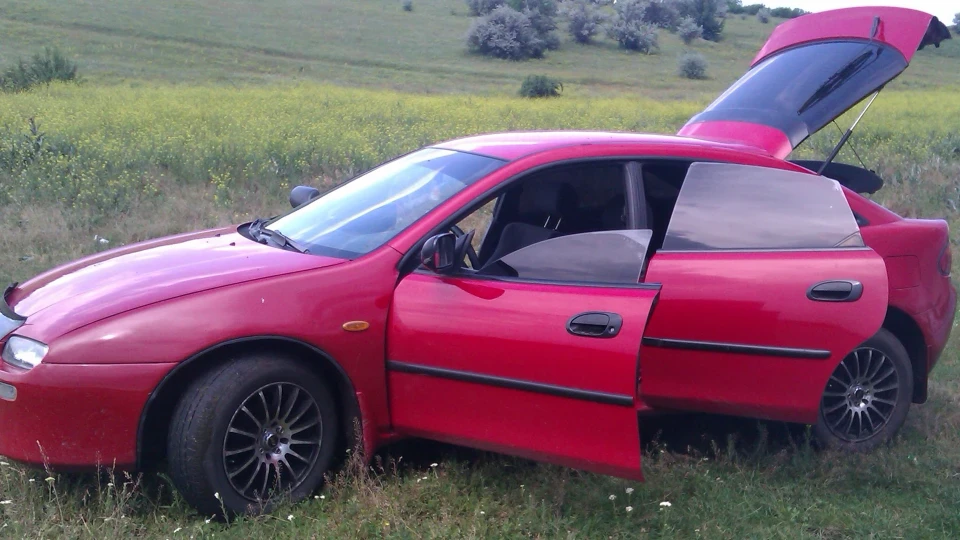 Mazda 323 2