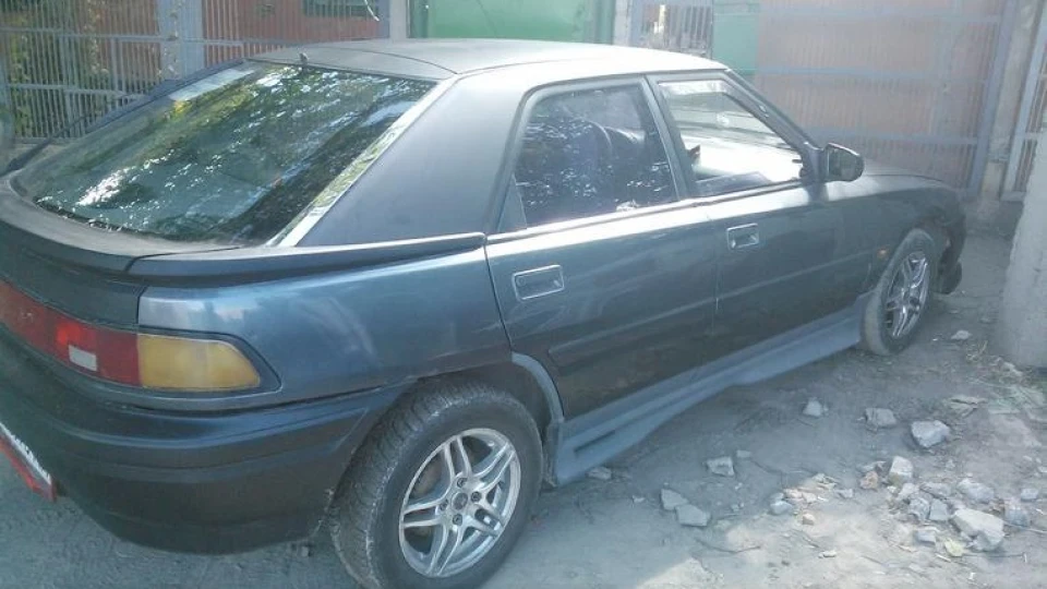 Mazda 323 3