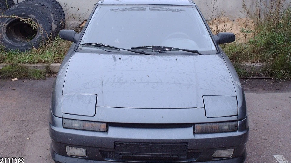 Mazda 323 2