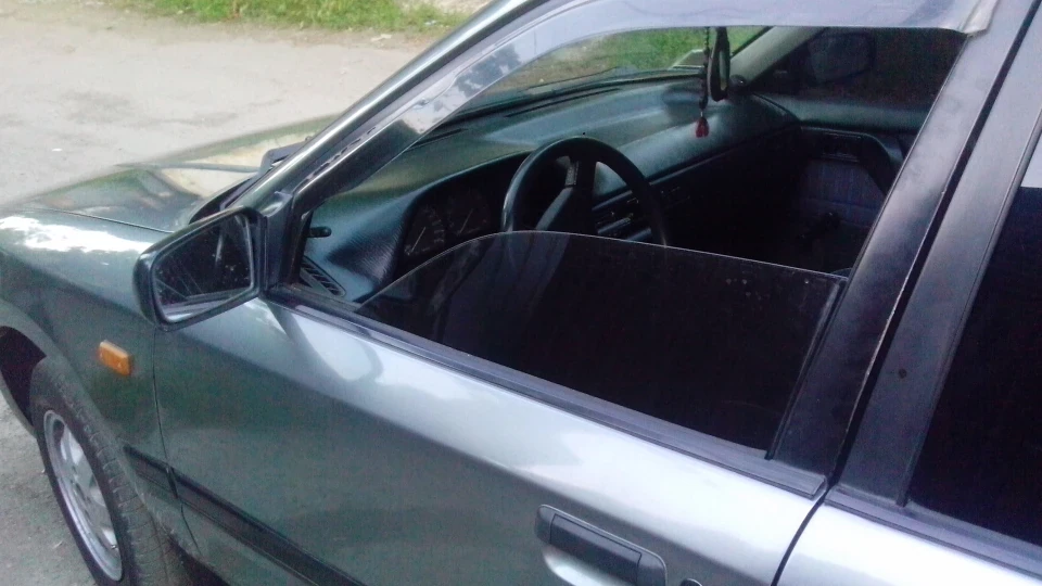 Mazda 323 5