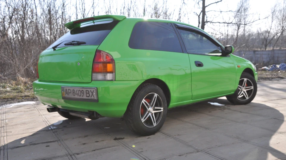 Mazda 323 1.3 V16 5