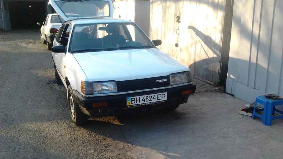 Mazda 323 1.3 2
