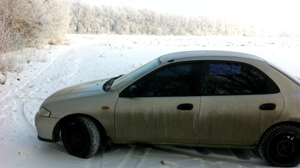 Mazda 323 1.5 16v 2