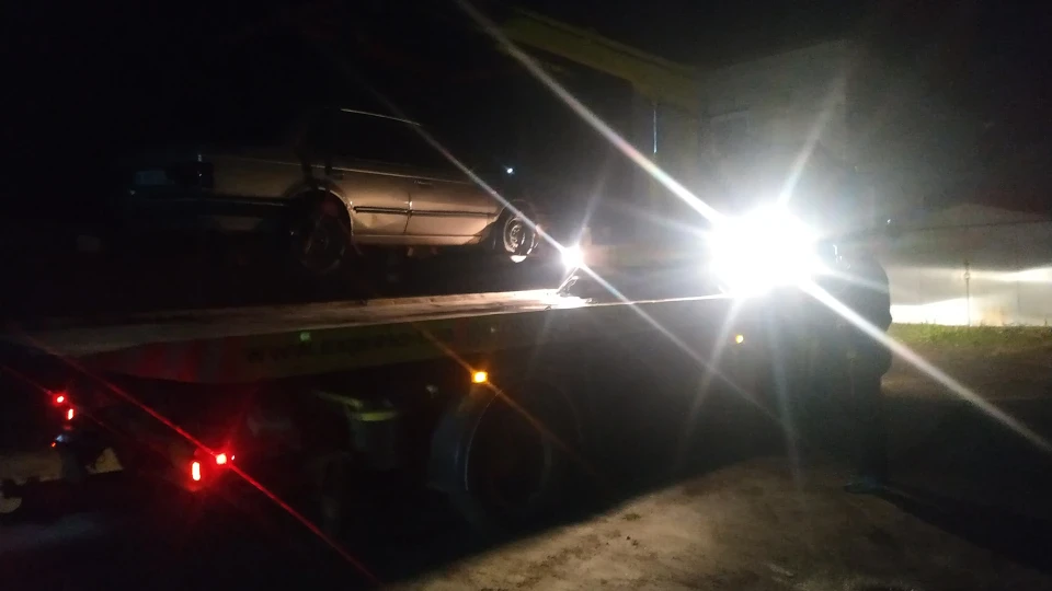 Mazda 323 1.5 GLX 2