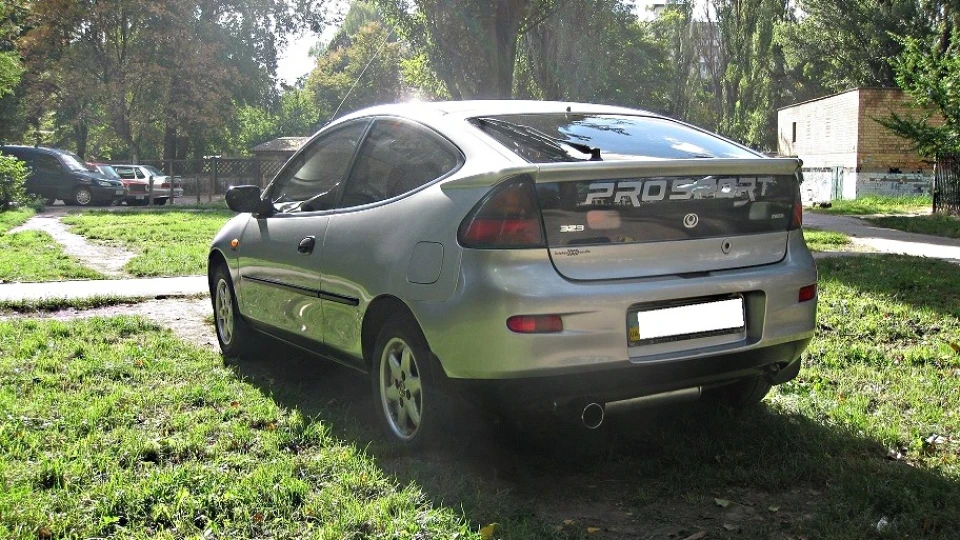 Mazda 323 1.5 2