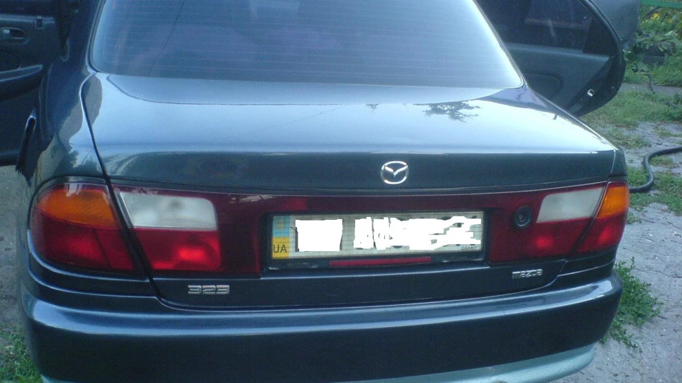 Mazda 323 1.5 3