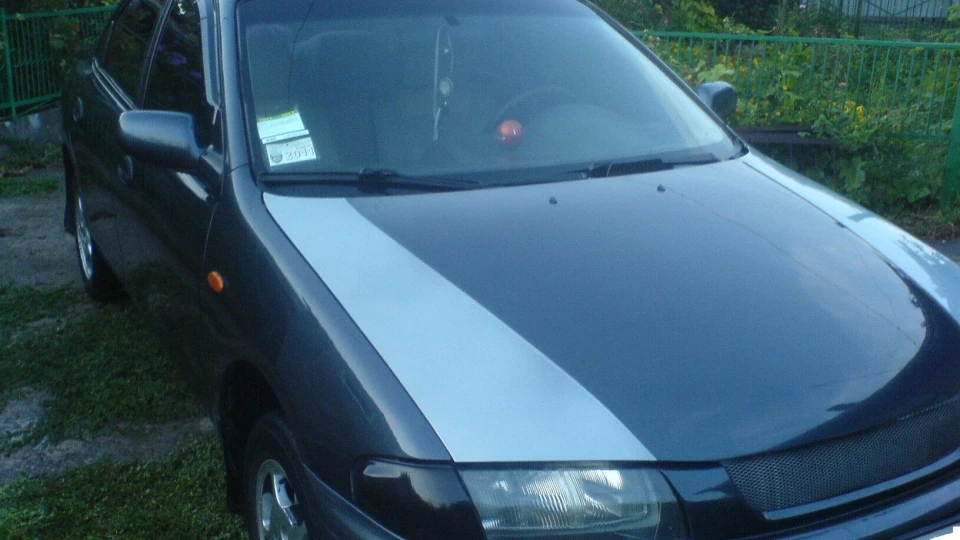 Mazda 323 1.5 4