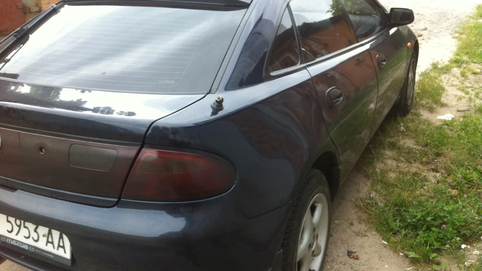 Mazda 323 1.5 3