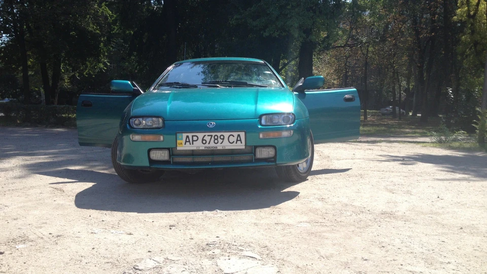 Mazda 323 1.5 3