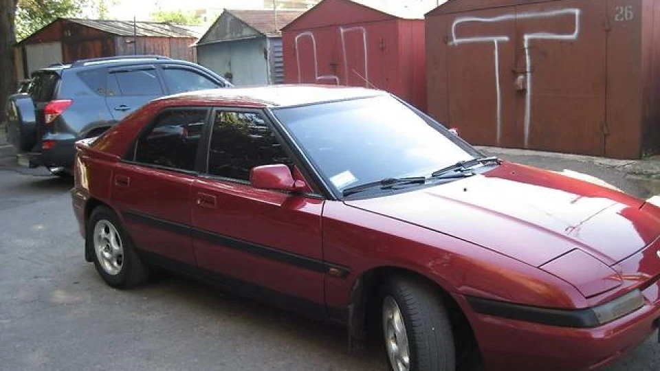 Mazda 323 1,6 16v Japanський Ідеал 2