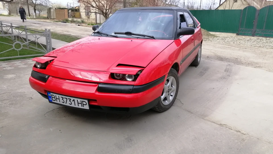 Mazda 323 1.6 16V 2