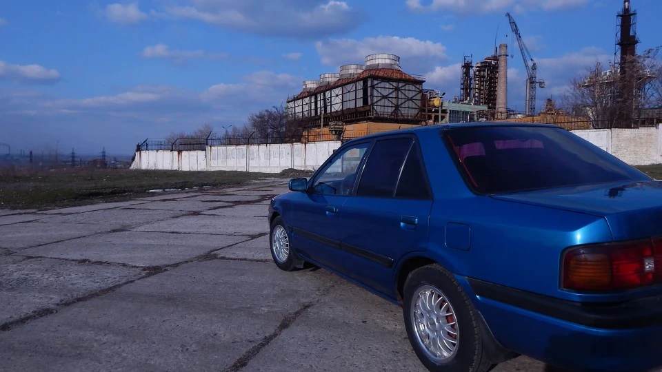 Mazda 323 16V (*_*) マイジャパン 2