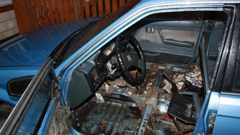 Mazda 323 1.7 DIESEL 2