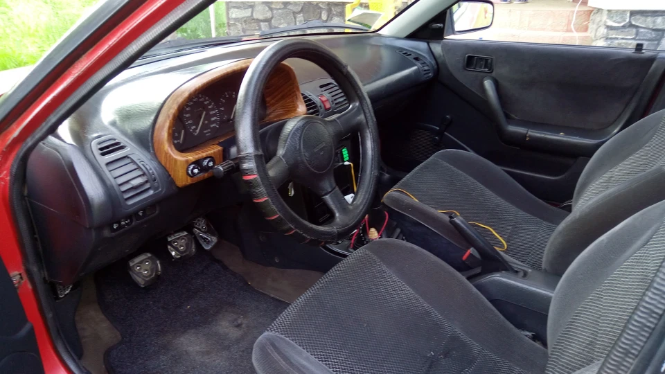 Mazda 323 1.8 16v sohc 3