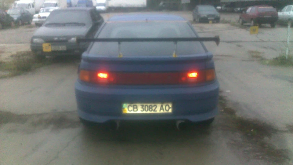 Mazda 323 1,8 OHC карбон) 5