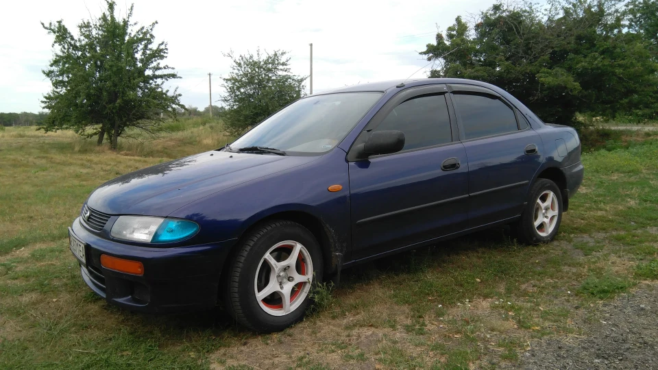 Mazda 323 1.8 S BA 5