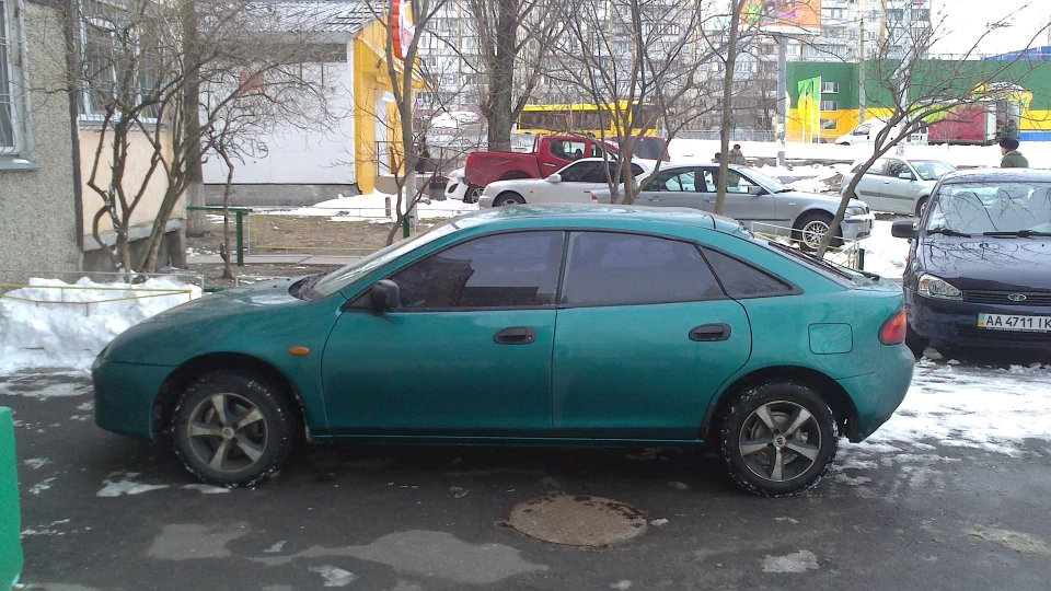 Mazda 323 1.8 2