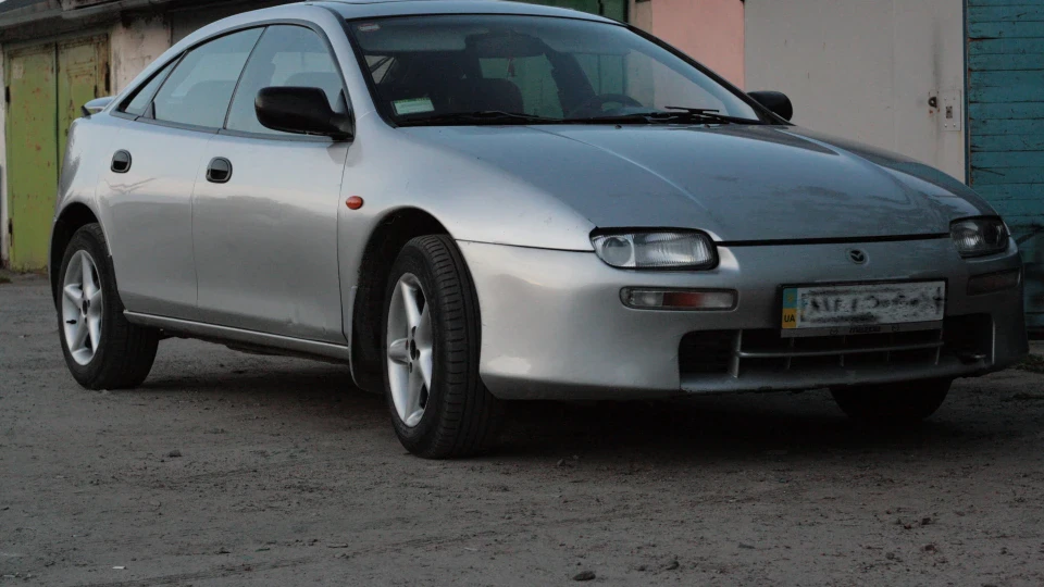 Mazda 323 1,9 BP Сероглазая МарусЯ 5