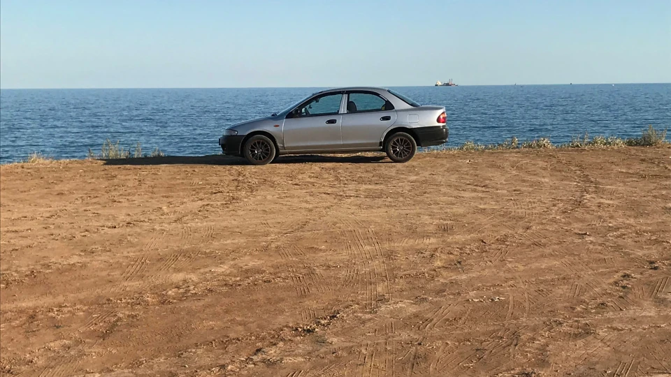 Mazda 323 323 найкраща 2