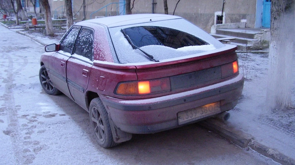 Mazda 323 323F 1.6 16V 2