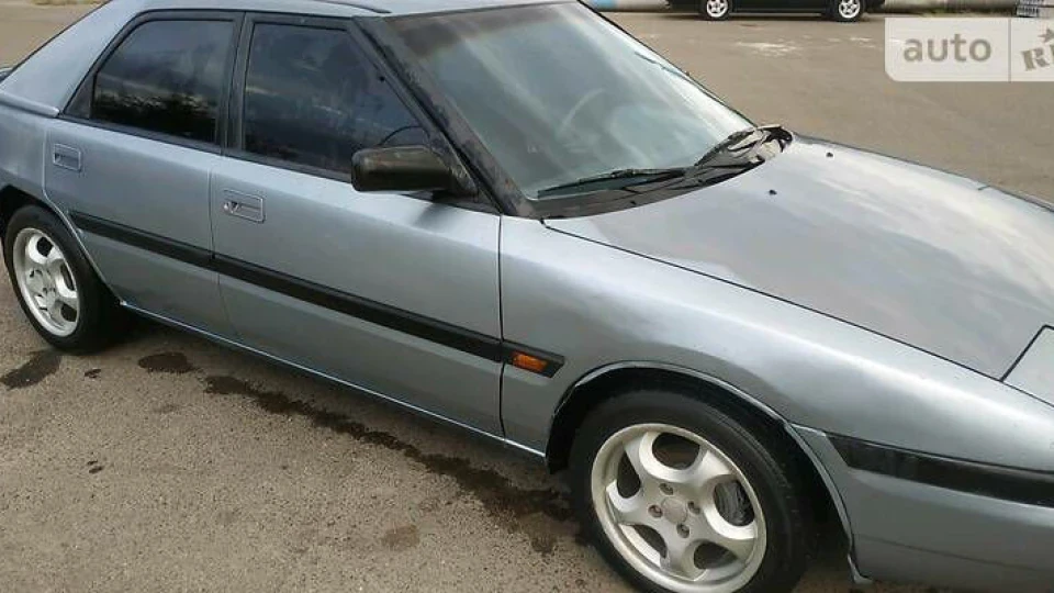 Mazda 323 323f bg сліпа 2