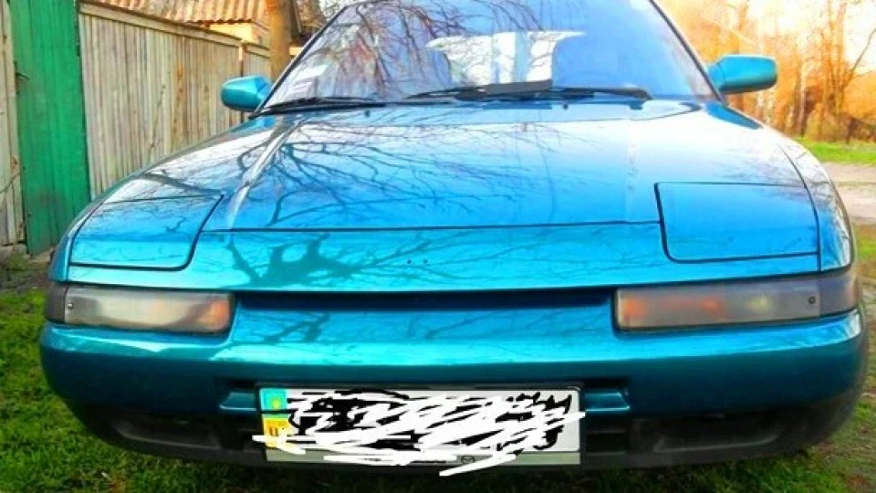 Mazda 323 323F сліпа. 2