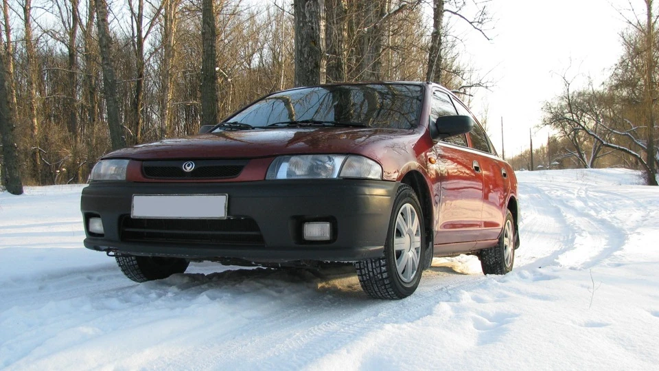 Mazda 323 @ червона стріла @ 3